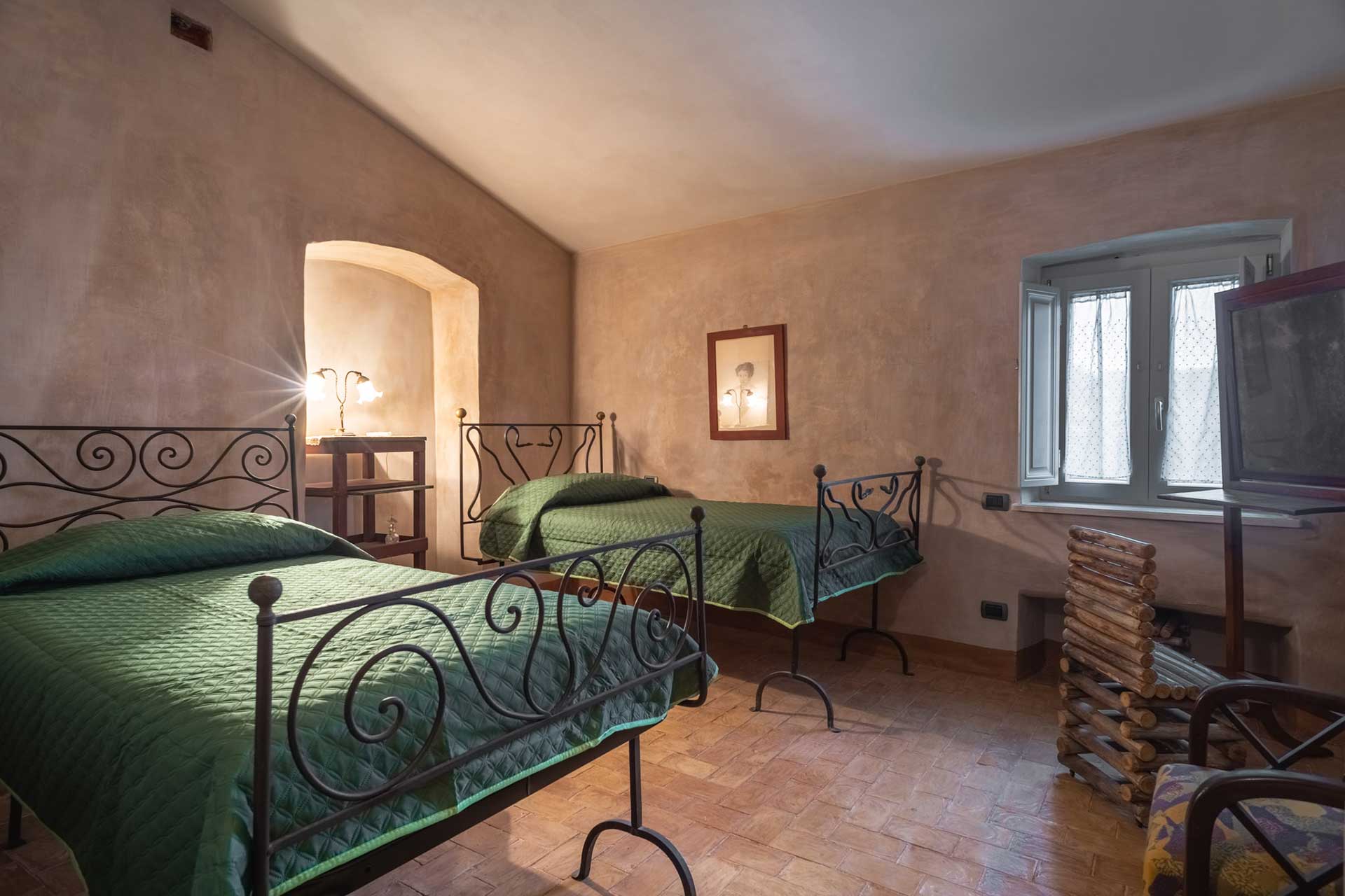 Letto singolo Large nella Casa Vacanze Dimora Cagnazzi ad Altamura. B&B in Dimora Storica in Puglia, a pochi Km da Matera.