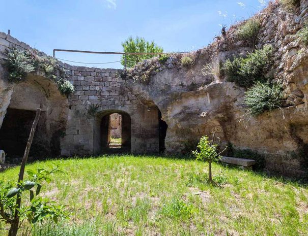 ipogei-sepolcri-altamura-puglia-matera-sito archeologico-necropoli